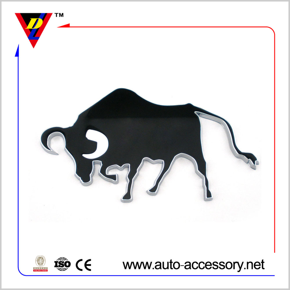 <b>custom made badges Spanish fighting-bull</b>